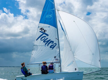 RS_Toura_Full_Boat_2_Square_RS_Sailing__14569